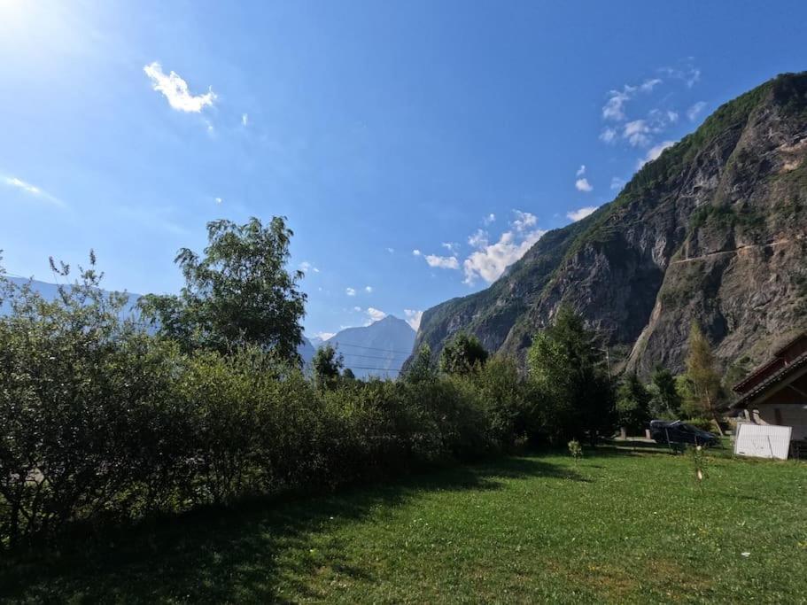 L'Escapade Oisans Apartment Le Vert  Bagian luar foto